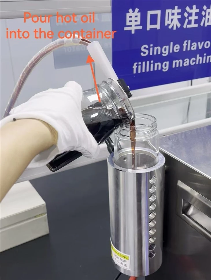 GT10 Flex CBD THC HHC Distillate Thick Oil 1ml Vape Filling Machine With Heating Function